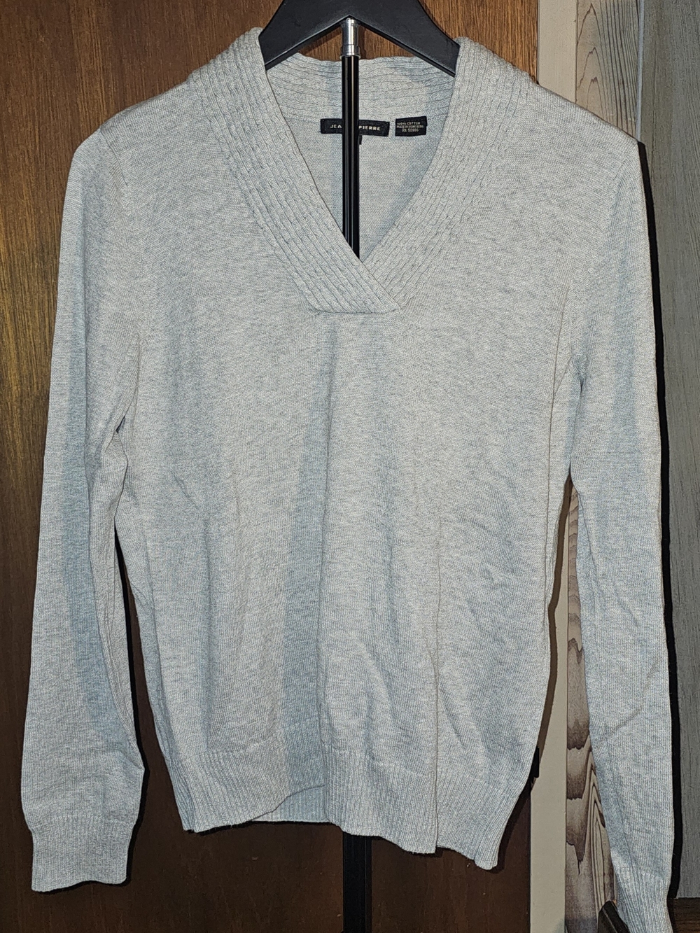 JEANNE PIERRE Light Gray V-Neck Sweater